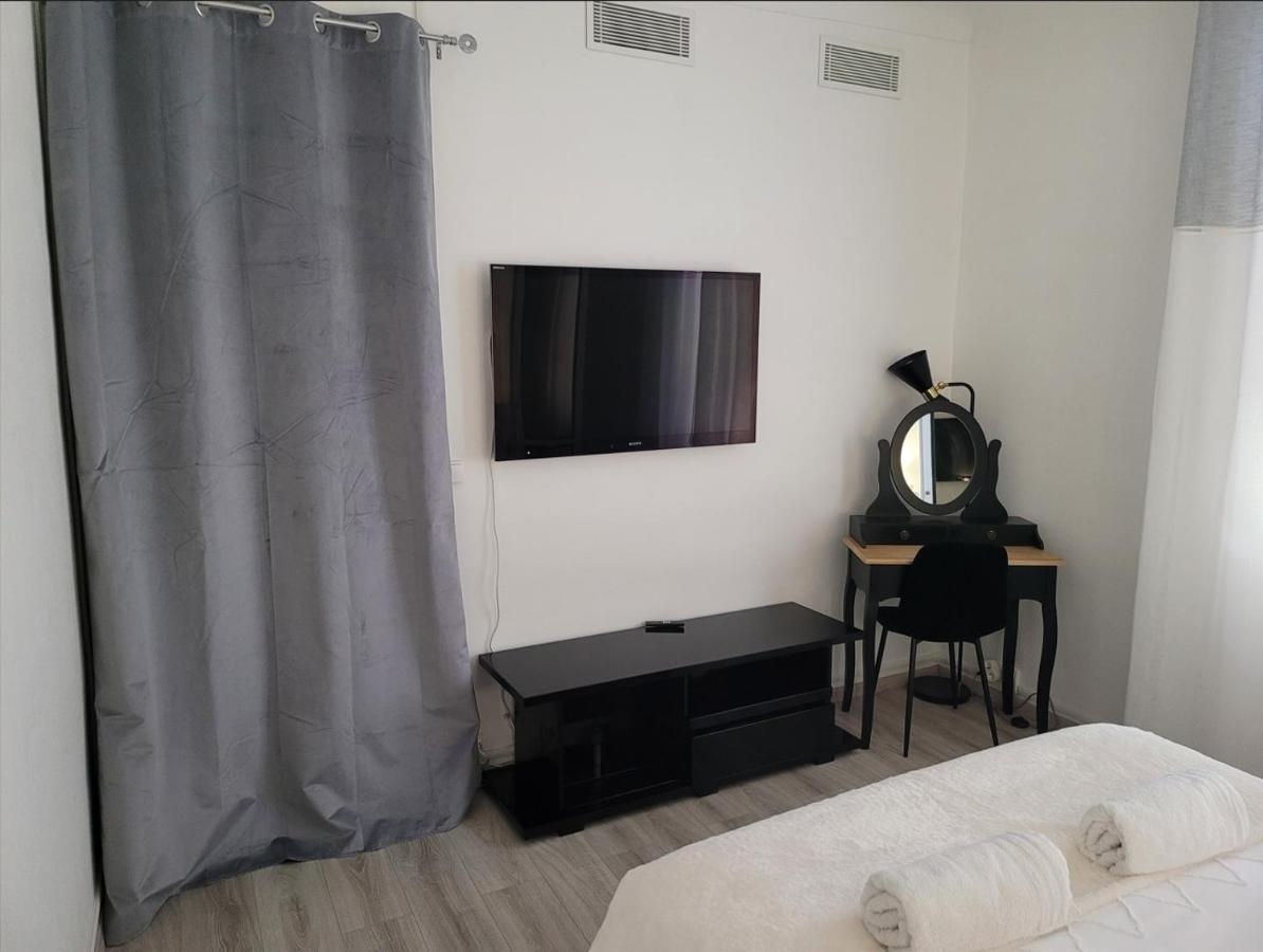 1 Chambre Paisible A La Trinite Proche De Nice Et Monaco Exterior photo